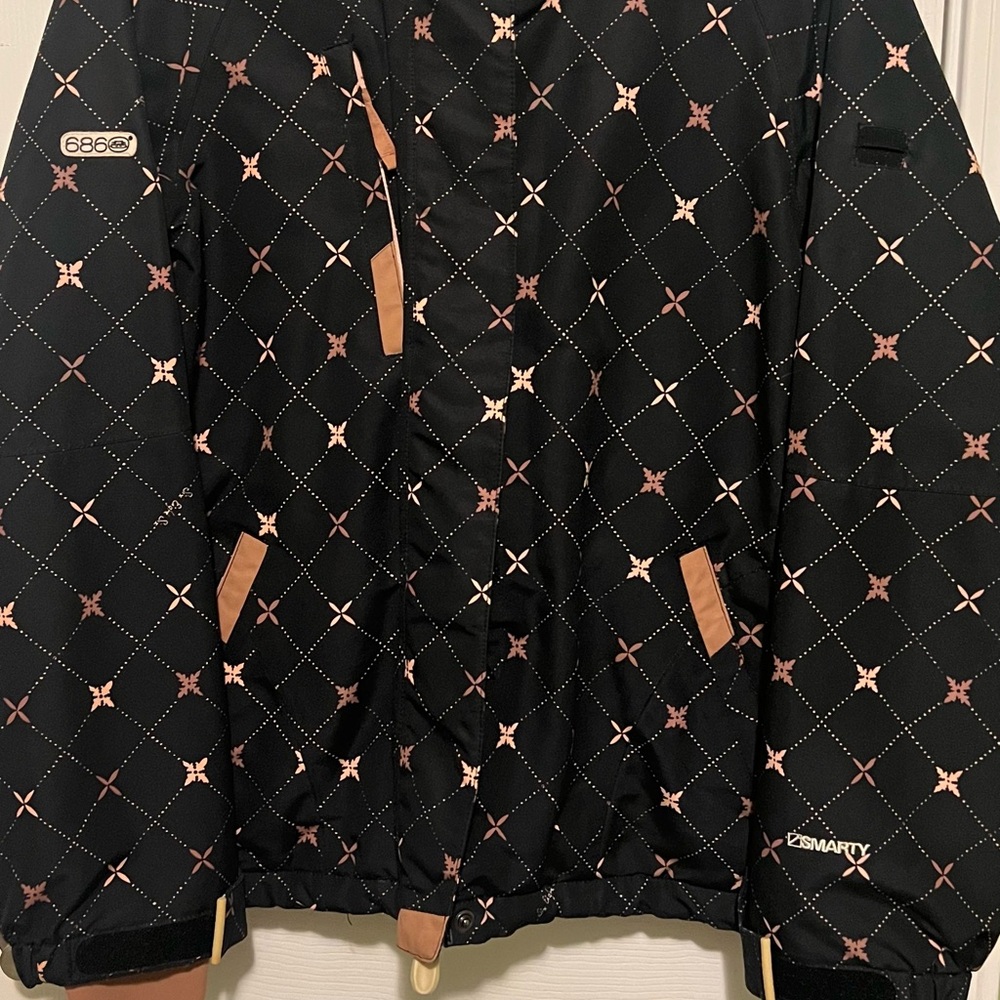 686 Brown Snowboarding Jacket with Tan and Cream Design